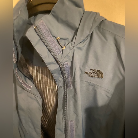 The north face blue jacket - Picture 3 of 5